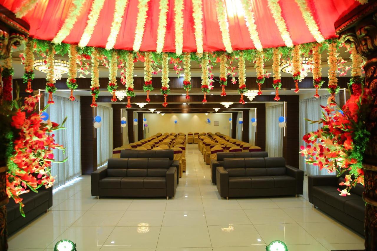 Hotel Maruthi Inn Nirmal  Exterior foto