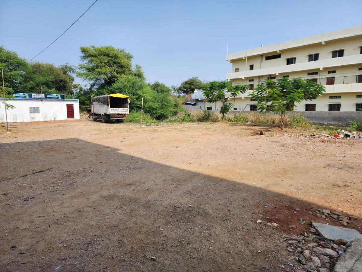 Hotel Maruthi Inn Nirmal  Exterior foto