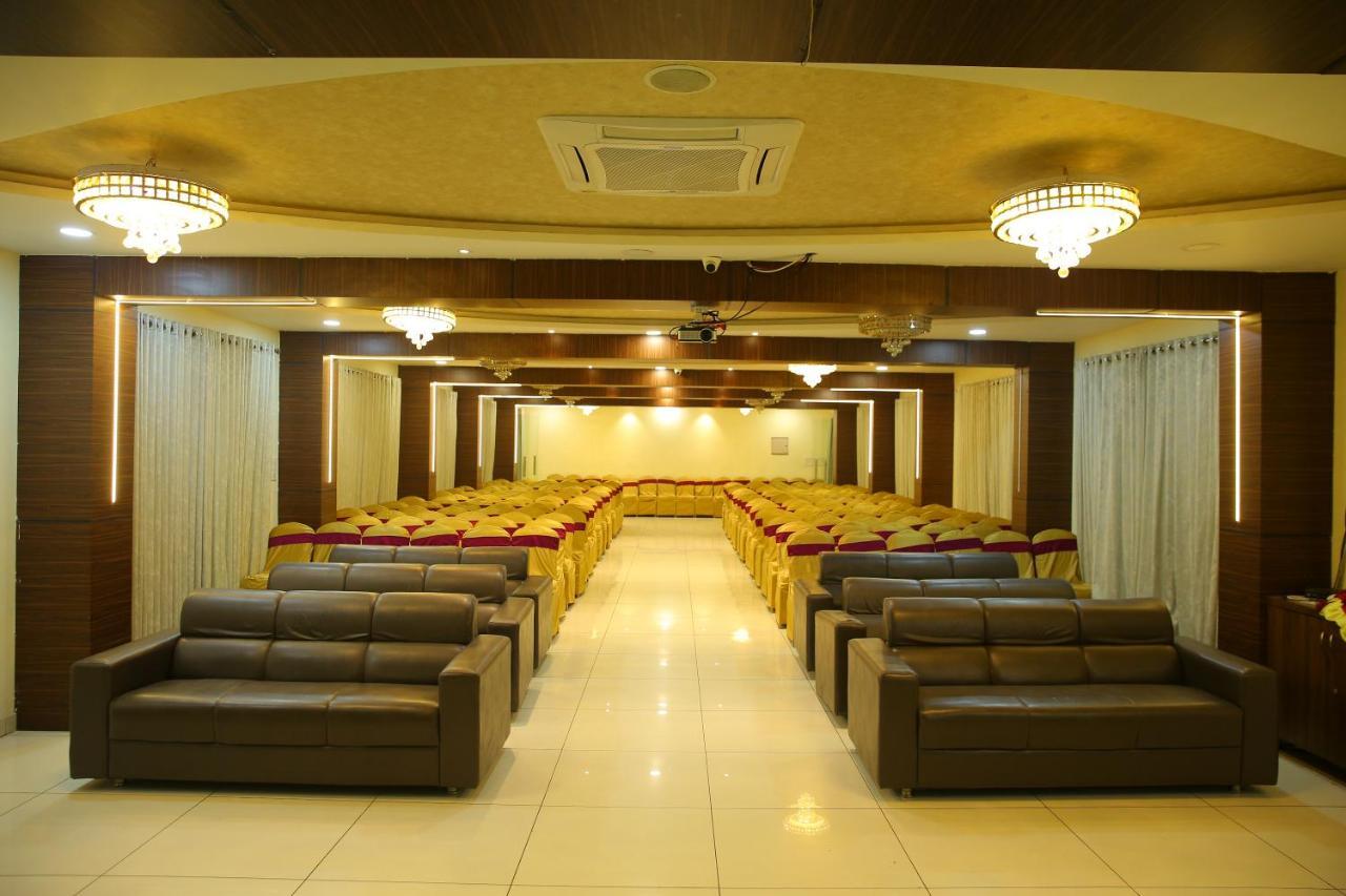 Hotel Maruthi Inn Nirmal  Exterior foto